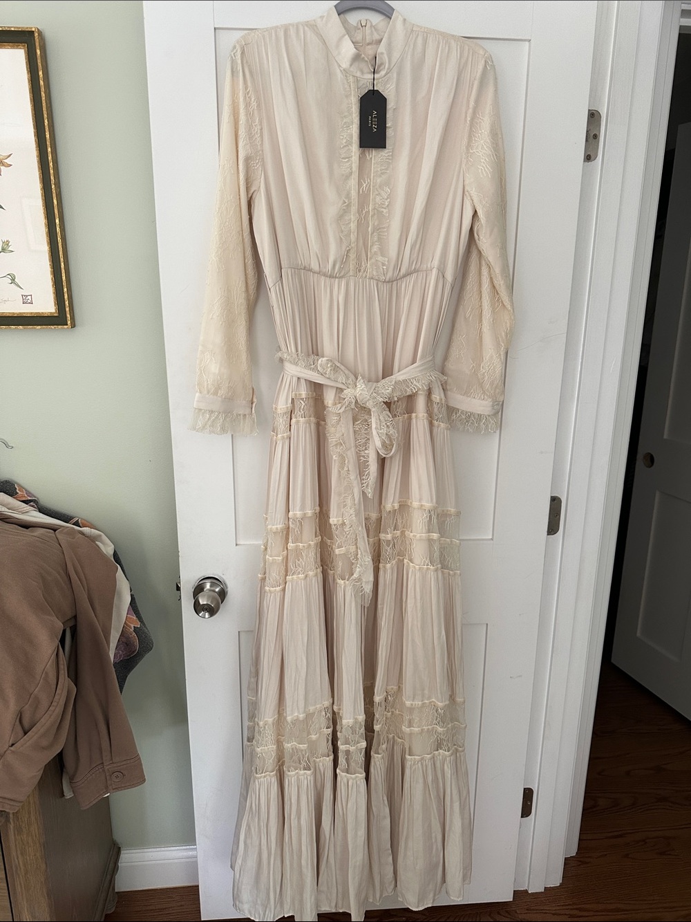 Couture Women's Cream Lace-Trim Maxi Dress 05